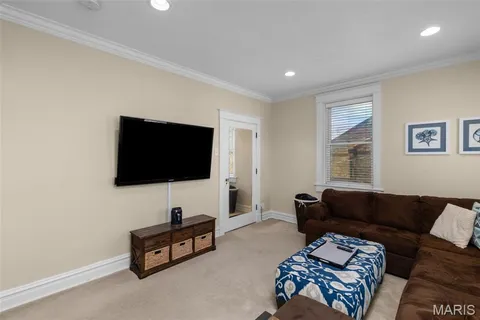 $675,000 | 7330 Kingsbury Boulevard, St. Louis, MO 63130