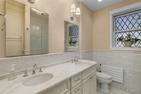 $675,000 | 7330 Kingsbury Boulevard, St. Louis, MO 63130