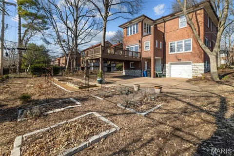 $675,000 | 7330 Kingsbury Boulevard, St. Louis, MO 63130