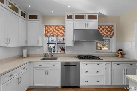 $675,000 | 7330 Kingsbury Boulevard, St. Louis, MO 63130