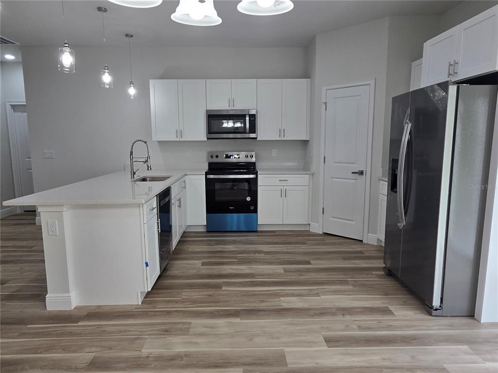 2717 Southwest 140th Loop Ocala, FL 34473 - Photo 10 of 40 Gallery Image 10