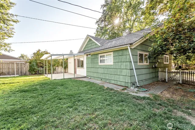 $450,000 | 504 North Sampson Street, Unit 1 & 2, Ellensburg, WA 98926