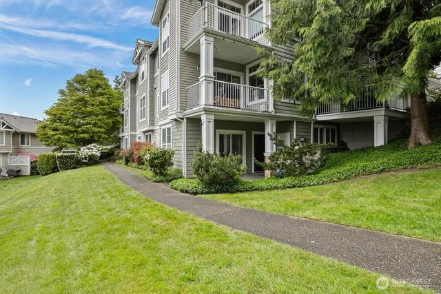 $2,550 | 5292 236th Place Southeast, Unit 241, Issaquah, WA 98029