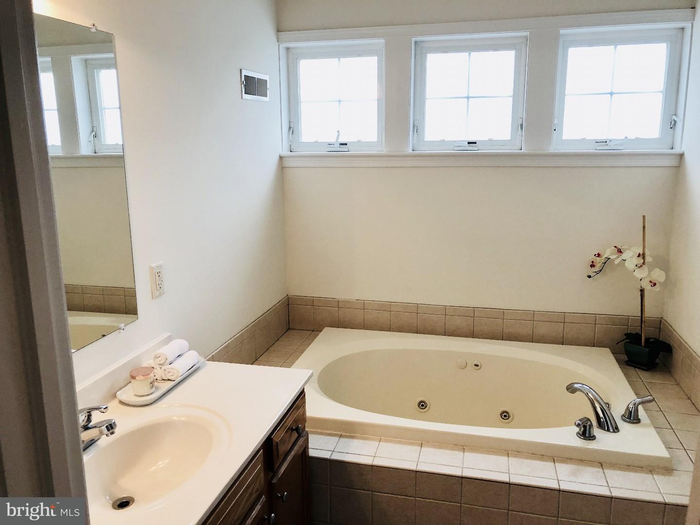 785 Keller Drive Lititz, PA 17543 - Photo 14 of 22 Gallery Image 14