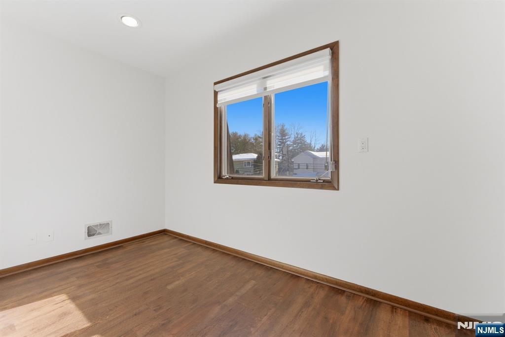 125 Hickory Avenue, Unit A Tenafly, NJ 07670 - Photo 19 of 25