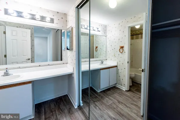 $270,000 | 4356 Pembrook Village Drive, Unit 65, Alexandria, VA 22309