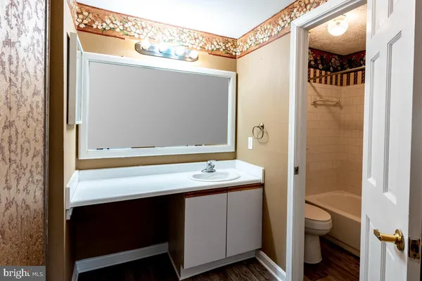 $270,000 | 4356 Pembrook Village Drive, Unit 65, Alexandria, VA 22309