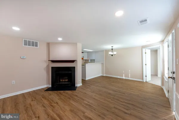 $270,000 | 4356 Pembrook Village Drive, Unit 65, Alexandria, VA 22309