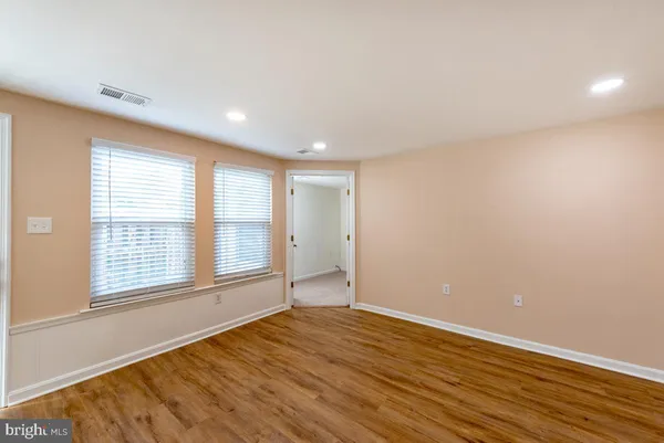 $270,000 | 4356 Pembrook Village Drive, Unit 65, Alexandria, VA 22309