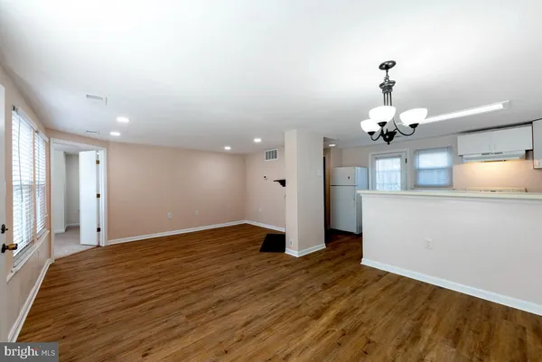 $270,000 | 4356 Pembrook Village Drive, Unit 65, Alexandria, VA 22309