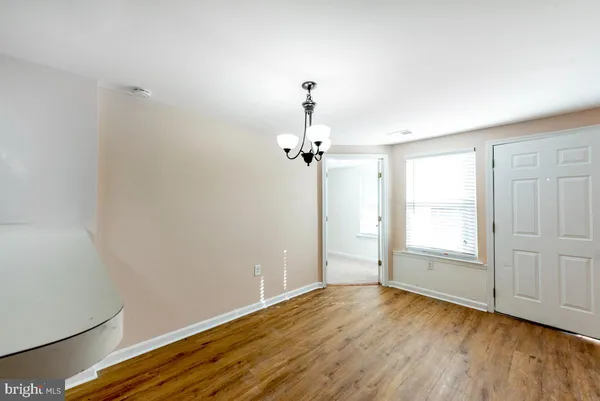 $270,000 | 4356 Pembrook Village Drive, Unit 65, Alexandria, VA 22309