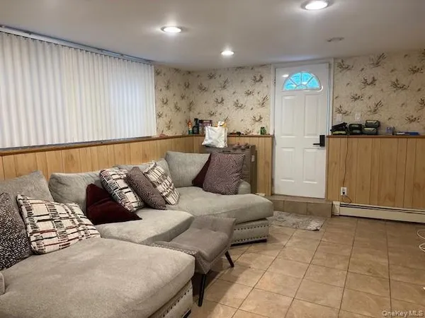 $4,950 | 5 Verplanck Avenue, Hopewell Junction, NY 12533