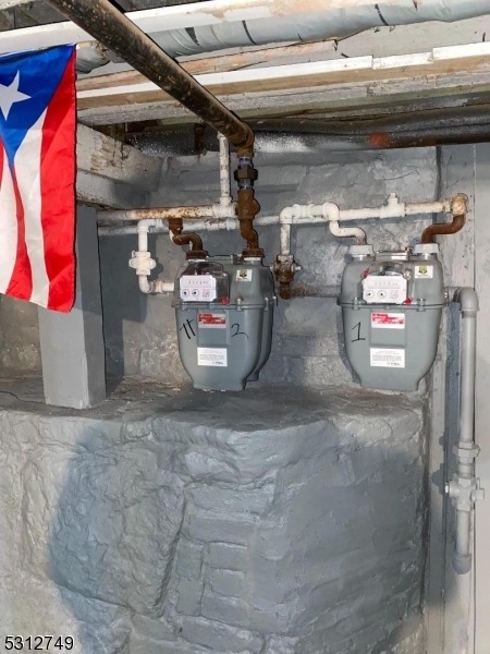 124 Stone Street, Unit 2 Newark, NJ 07104 - Photo 26 of 27 a view of parking garage