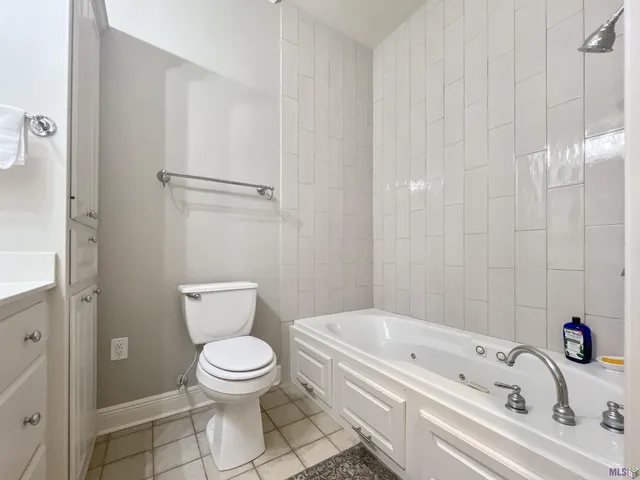 $545,000 | 2020 Camellia Trce Drive, Baton Rouge, LA 70808