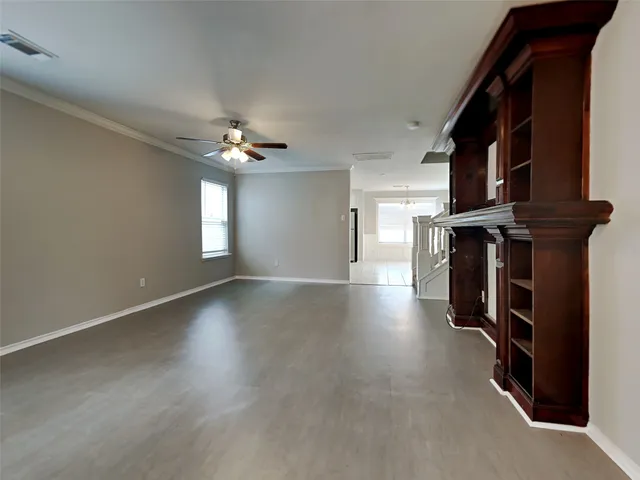 $1,905 | 427 Remington Creek Drive, Houston, TX 77073