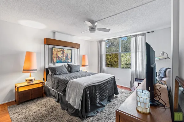 $164,900 | 105 Royal Park Drive, Unit 2G, Oakland Park, FL 33309