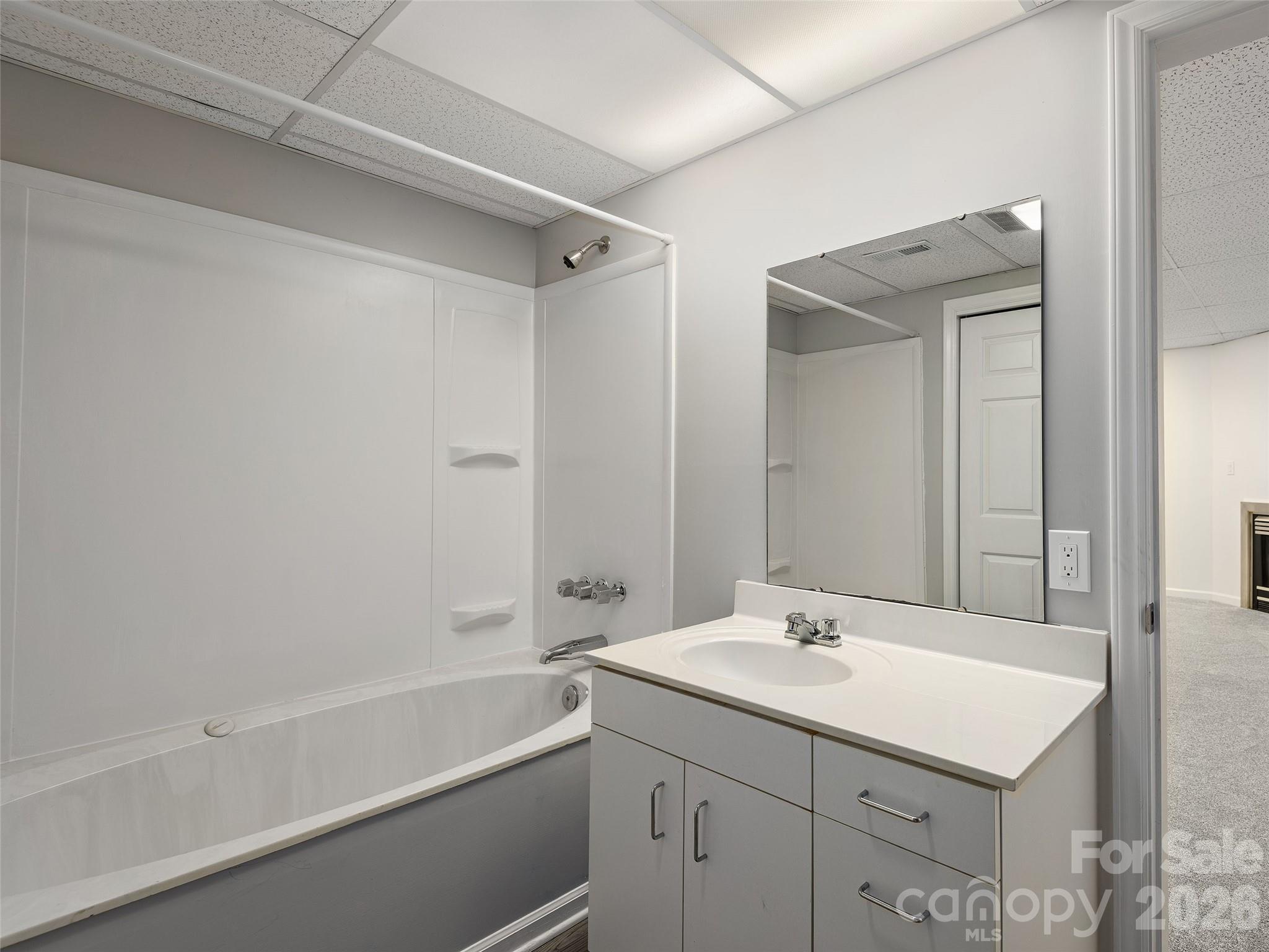 44 Ardoyne Road Asheville, NC 28804 - Photo 40 of 48 Gallery Image 40