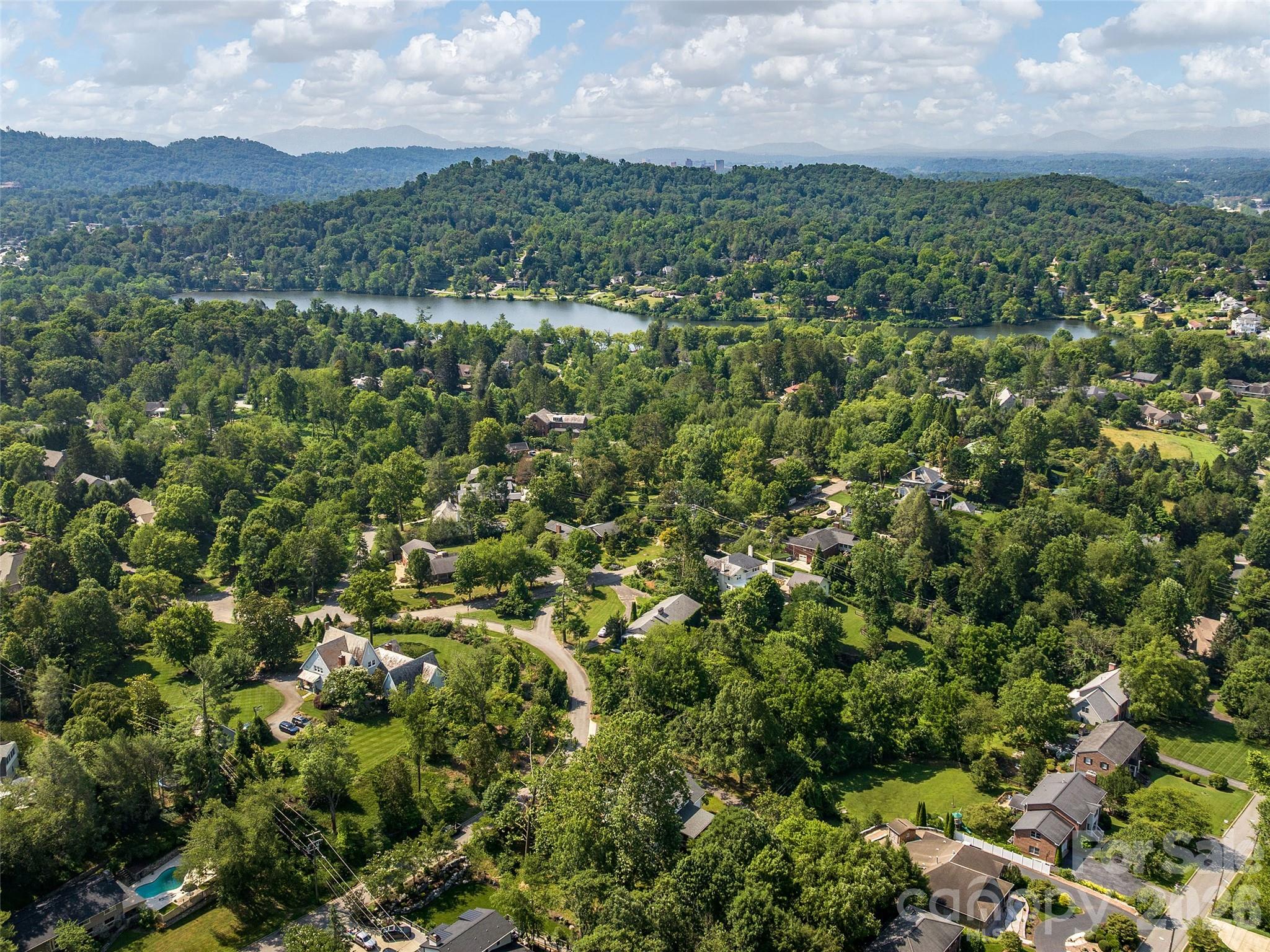 44 Ardoyne Road Asheville, NC 28804 - Photo 42 of 48 Gallery Image 42