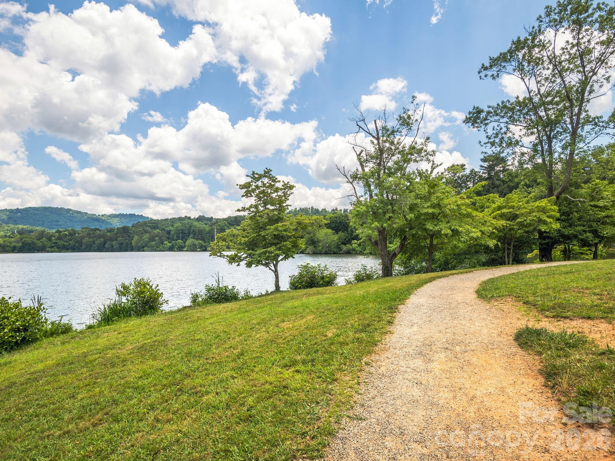 44 Ardoyne Road Asheville, NC 28804 - Photo 44 of 48 Gallery Image 44