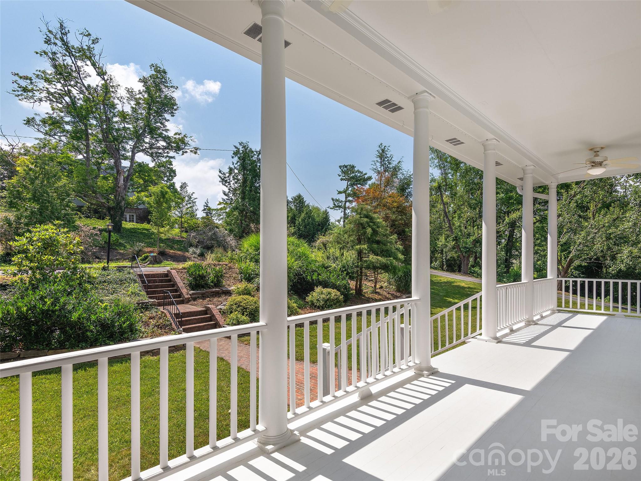 44 Ardoyne Road Asheville, NC 28804 - Photo 6 of 48 Gallery Image 6