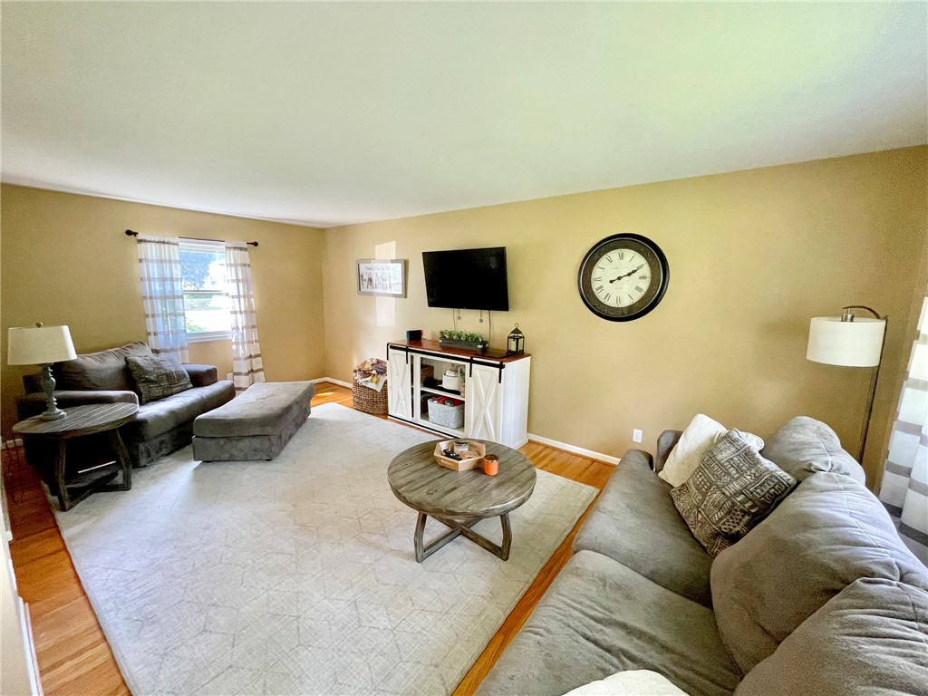 374 Fox Meadow Road Greece, NY 14626 - Photo 13 of 34