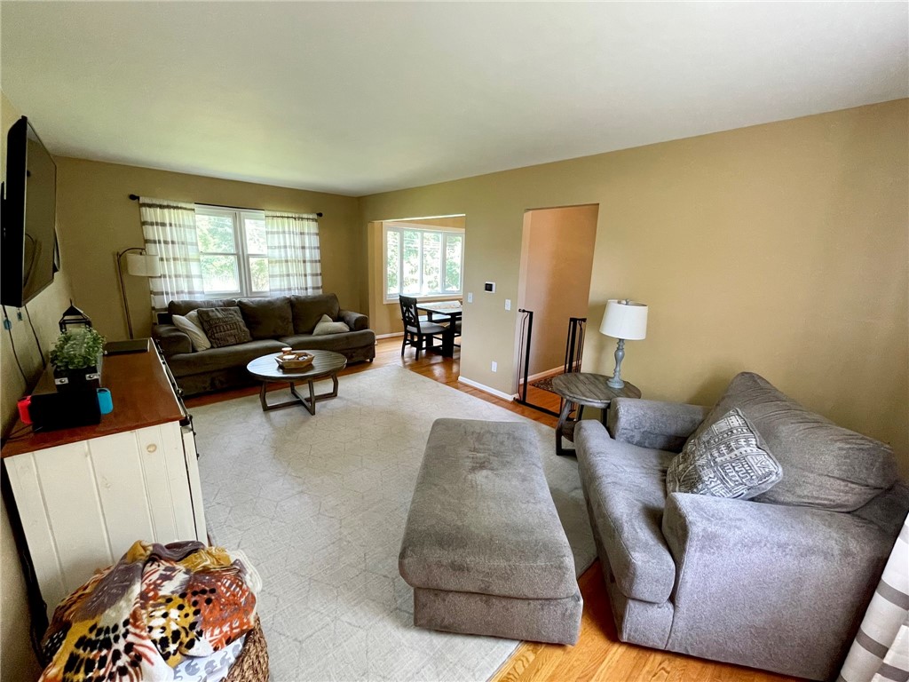 374 Fox Meadow Road Greece, NY 14626 - Photo 14 of 34