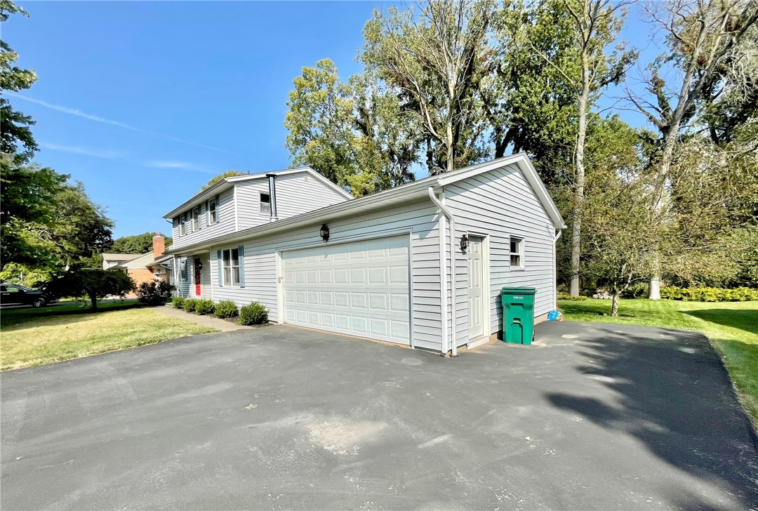 374 Fox Meadow Road Greece, NY 14626 - Photo 3 of 34