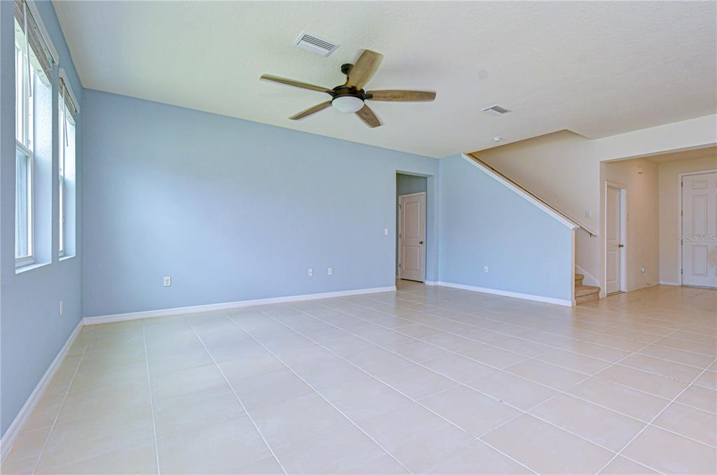 16607 Goose Ribbon Place Wimauma, FL 33598 - Photo 6 of 35