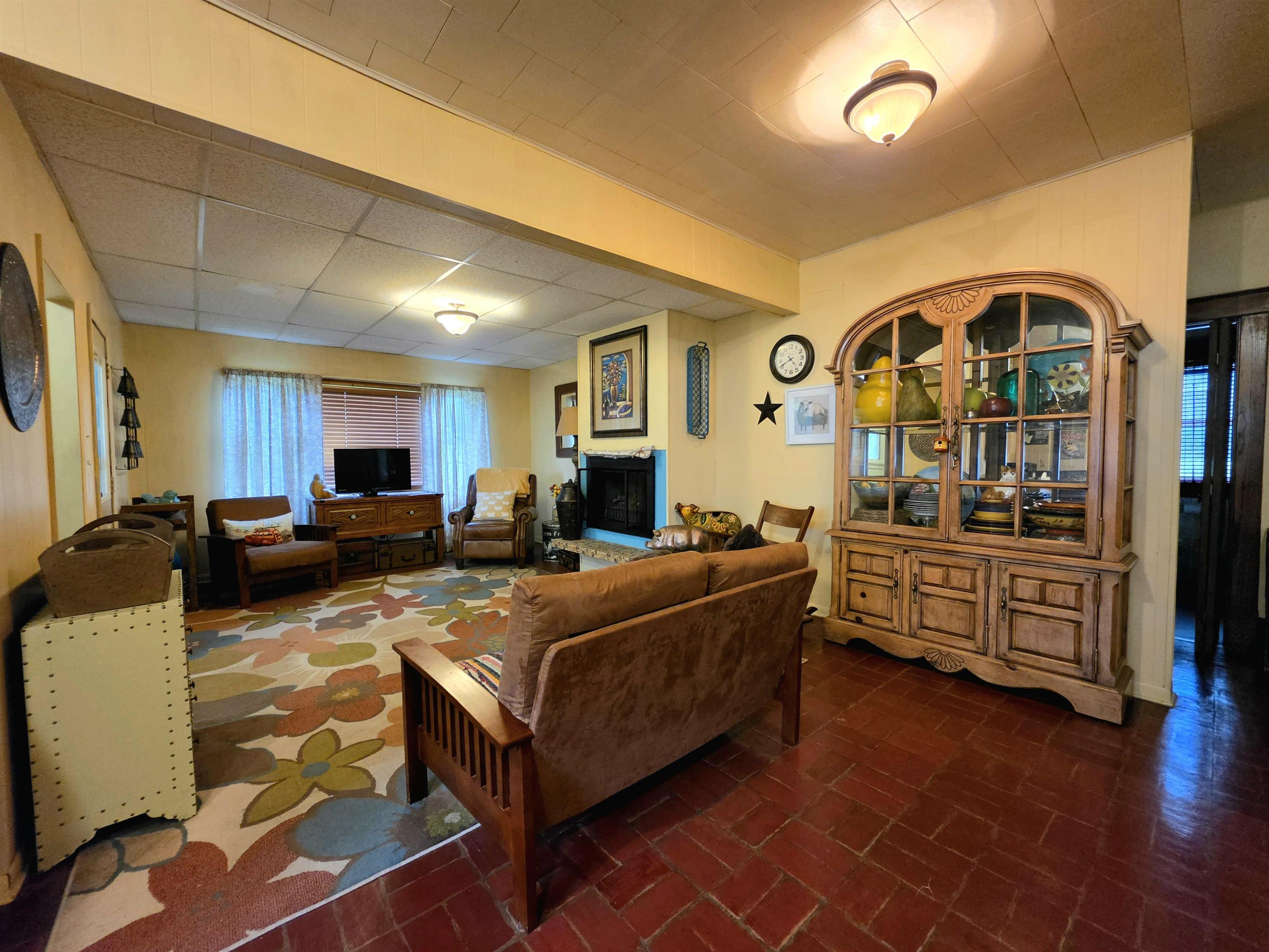 1035 Academy Street Elroy, WI 53929 - Photo 11 of 35