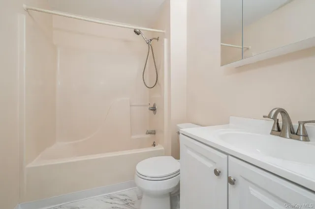 $2,000 | 184 Ward Street, Montgomery, NY 12549