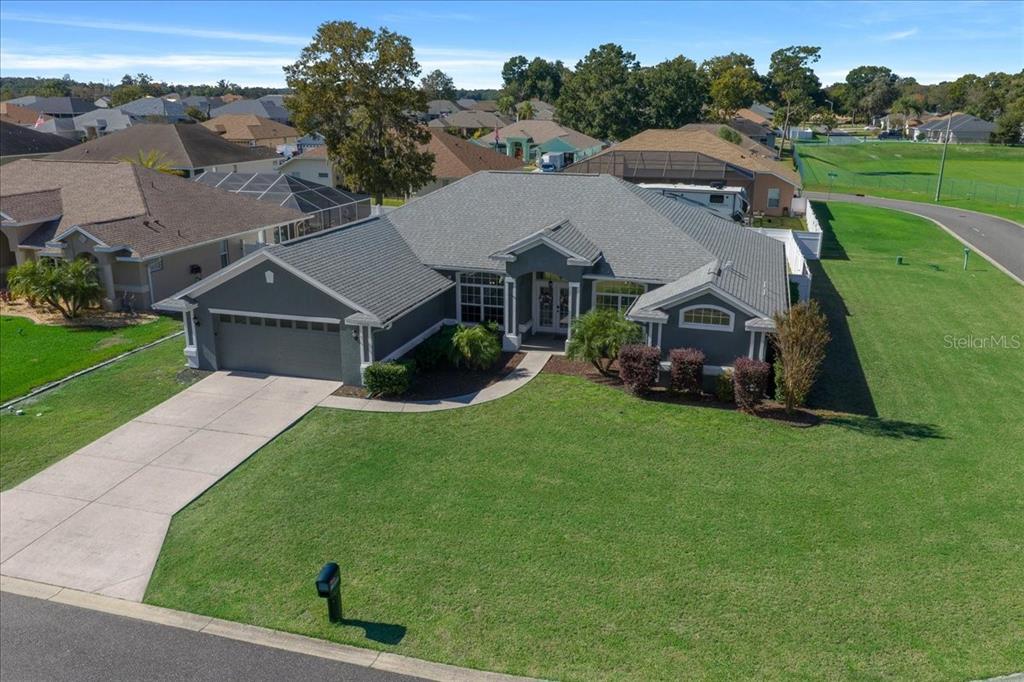 10080 Southeast 69th Terrace Belleview, FL 34420 - Photo 43 of 51 an aerial view of a house