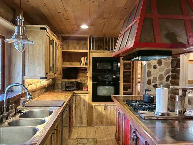 $529,000 | N6270 County Rd B, Westfield, WI 53964