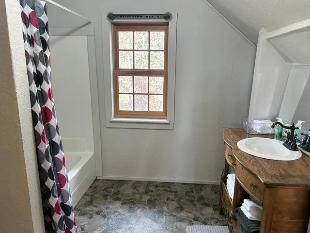 $529,000 | N6270 County Rd B, Westfield, WI 53964