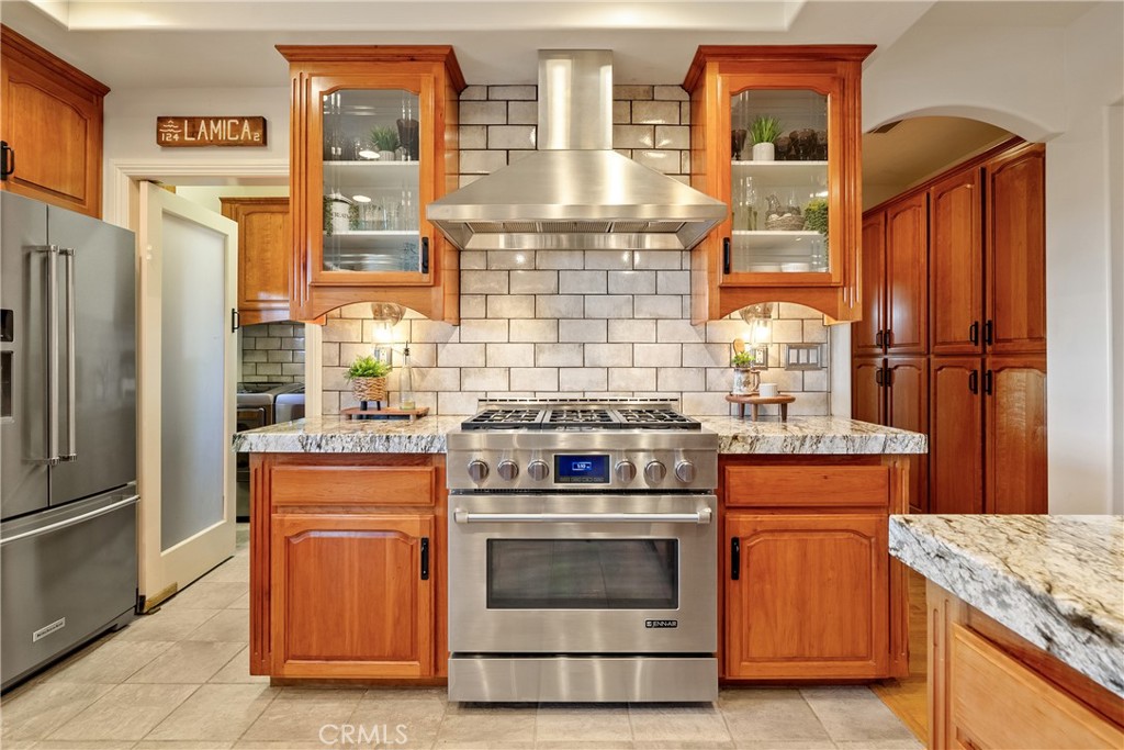 10844 Vista Atascadero Ca Atascadero, CA 93422 - Photo 18 of 74 a kitchen with stainless steel appliances granite countertop a stove and a refrigerator