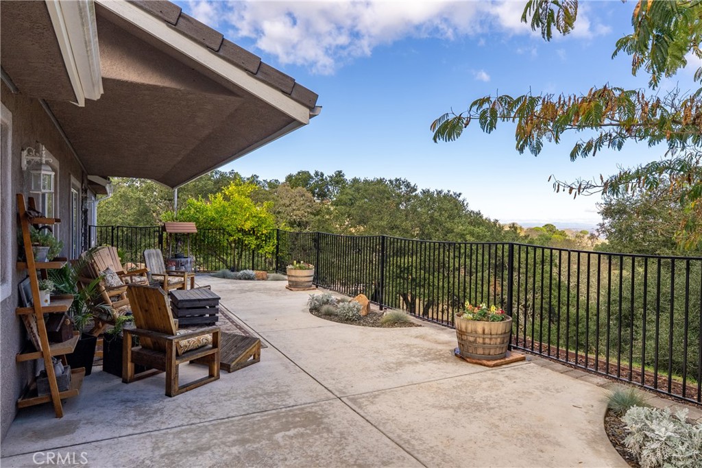 10844 Vista Atascadero Ca Atascadero, CA 93422 - Photo 4 of 74 a view of a patio with a table and chairs and potted plants