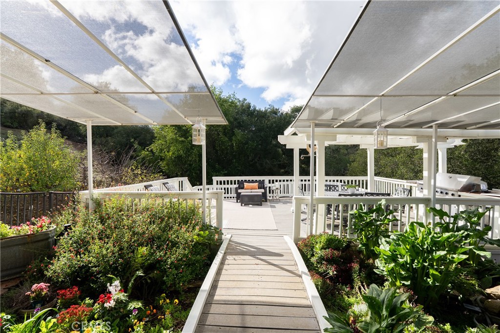 10844 Vista Atascadero Ca Atascadero, CA 93422 - Photo 56 of 74 a view of a balcony with chairs and potted plants