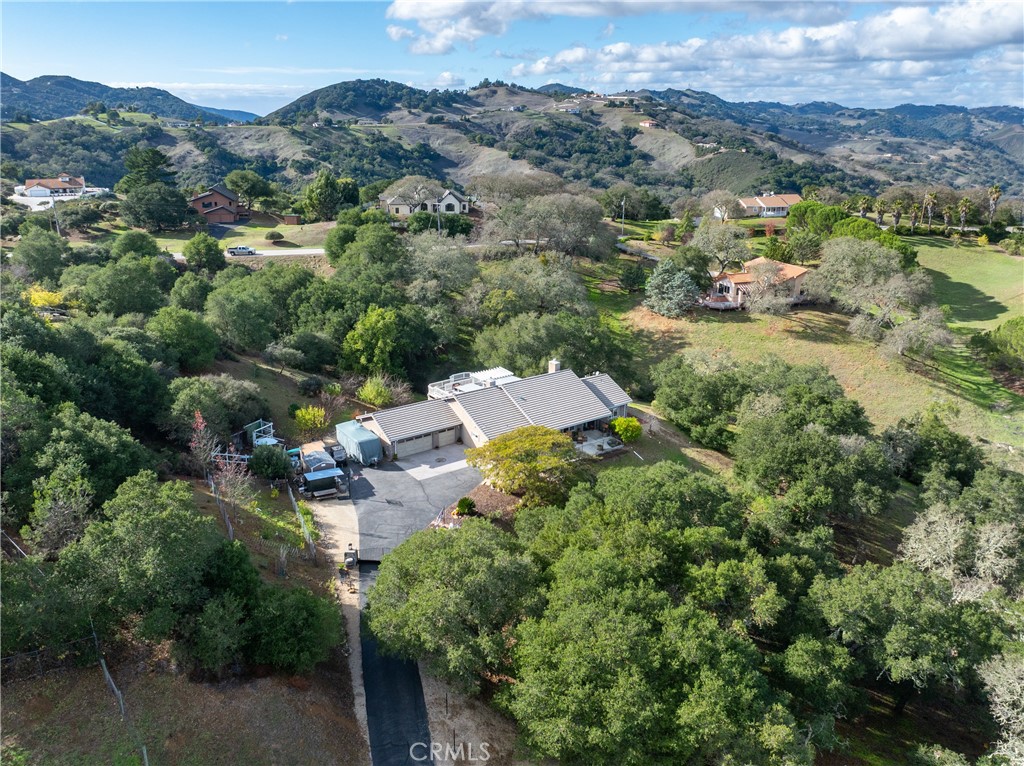 10844 Vista Atascadero Ca Atascadero, CA 93422 - Photo 73 of 74 an aerial view of multiple house