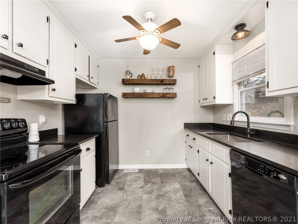 1728 Lyon Road Fayetteville, NC 28303 - Photo 17 of 33 Gallery Image 17