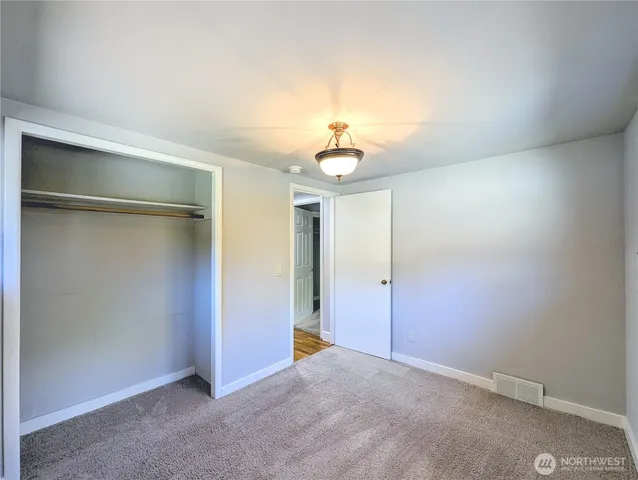 an empty room with a empty space