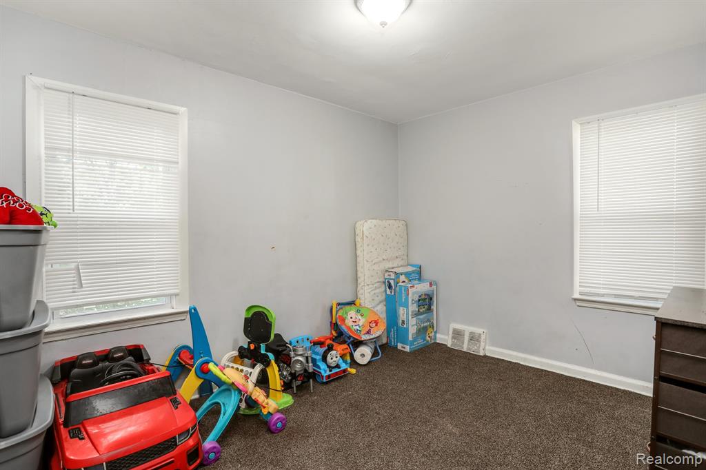 9185 Coyle Street Detroit, MI 48228 - Photo 4 of 4