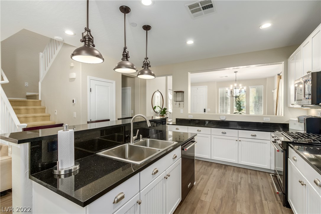 1888 Via Firenze Henderson, NV 89044 - Photo 13 of 34
