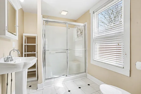 $244,900 | 201 South Oak Street, Buchanan, MI 49107