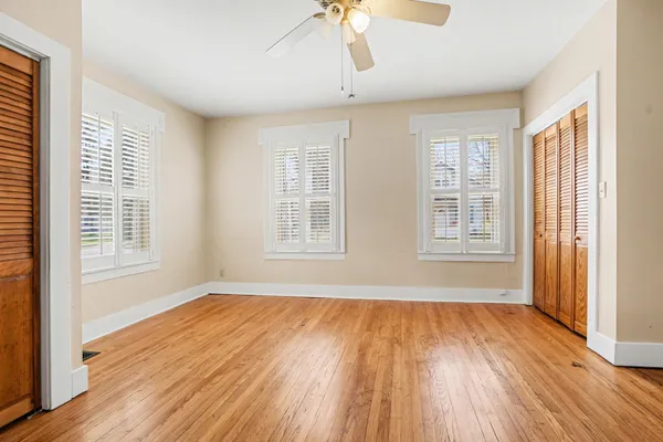 $244,900 | 201 South Oak Street, Buchanan, MI 49107