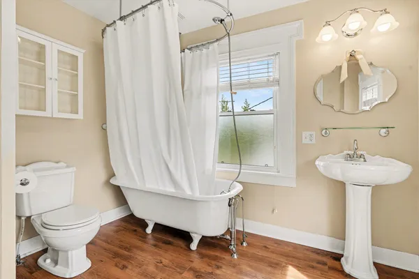 $244,900 | 201 South Oak Street, Buchanan, MI 49107