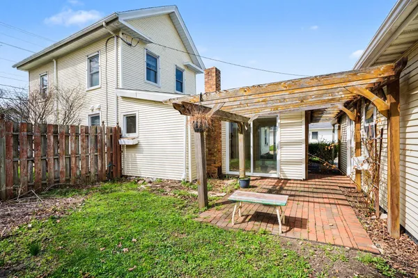 $244,900 | 201 South Oak Street, Buchanan, MI 49107