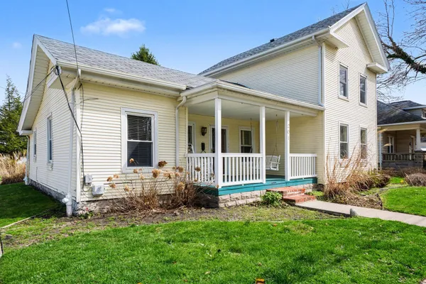 $244,900 | 201 South Oak Street, Buchanan, MI 49107