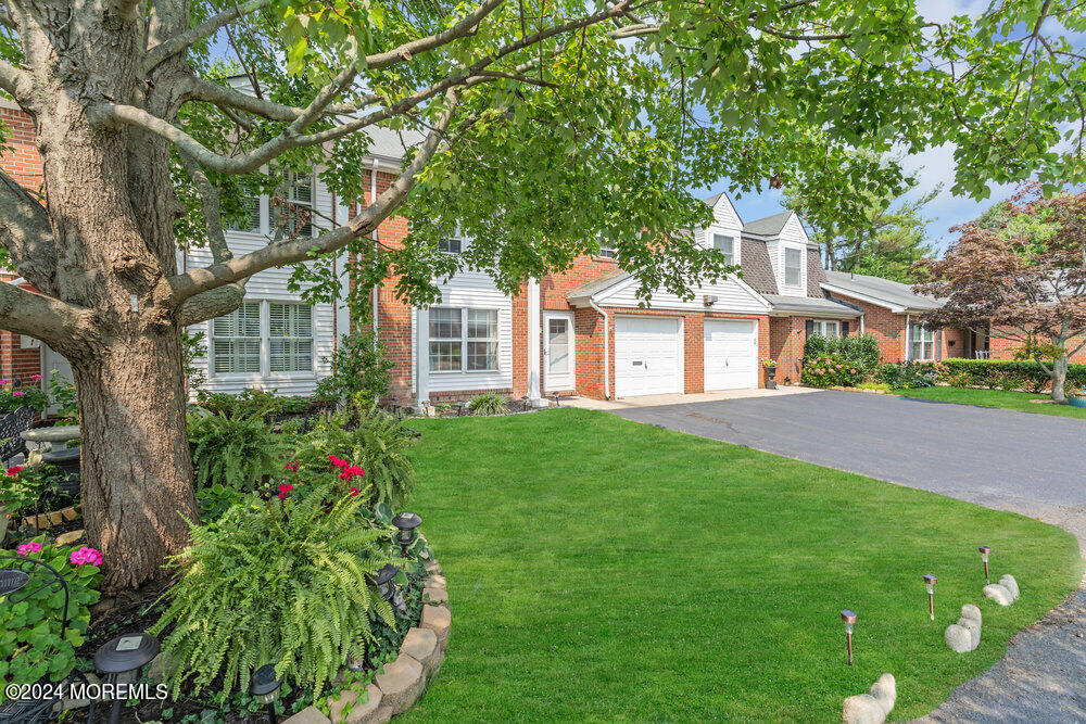 45 Maple Drive Spring Lake Heights, NJ 07762 - Photo 3 of 49 003_dsc08060-1rw_876