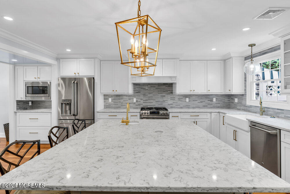 45 Maple Drive Spring Lake Heights, NJ 07762 - Photo 9 of 49 009_dsc07880_380