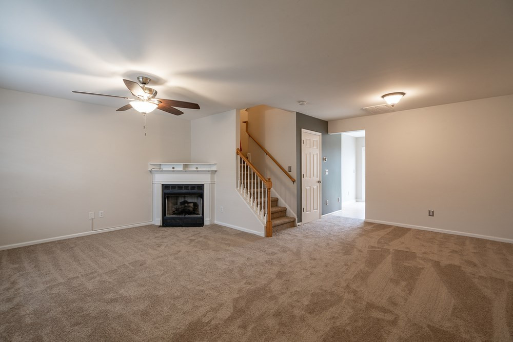 8021 River Gold Lane Raleigh, NC 27616 - Photo 3 of 30 Foyer
