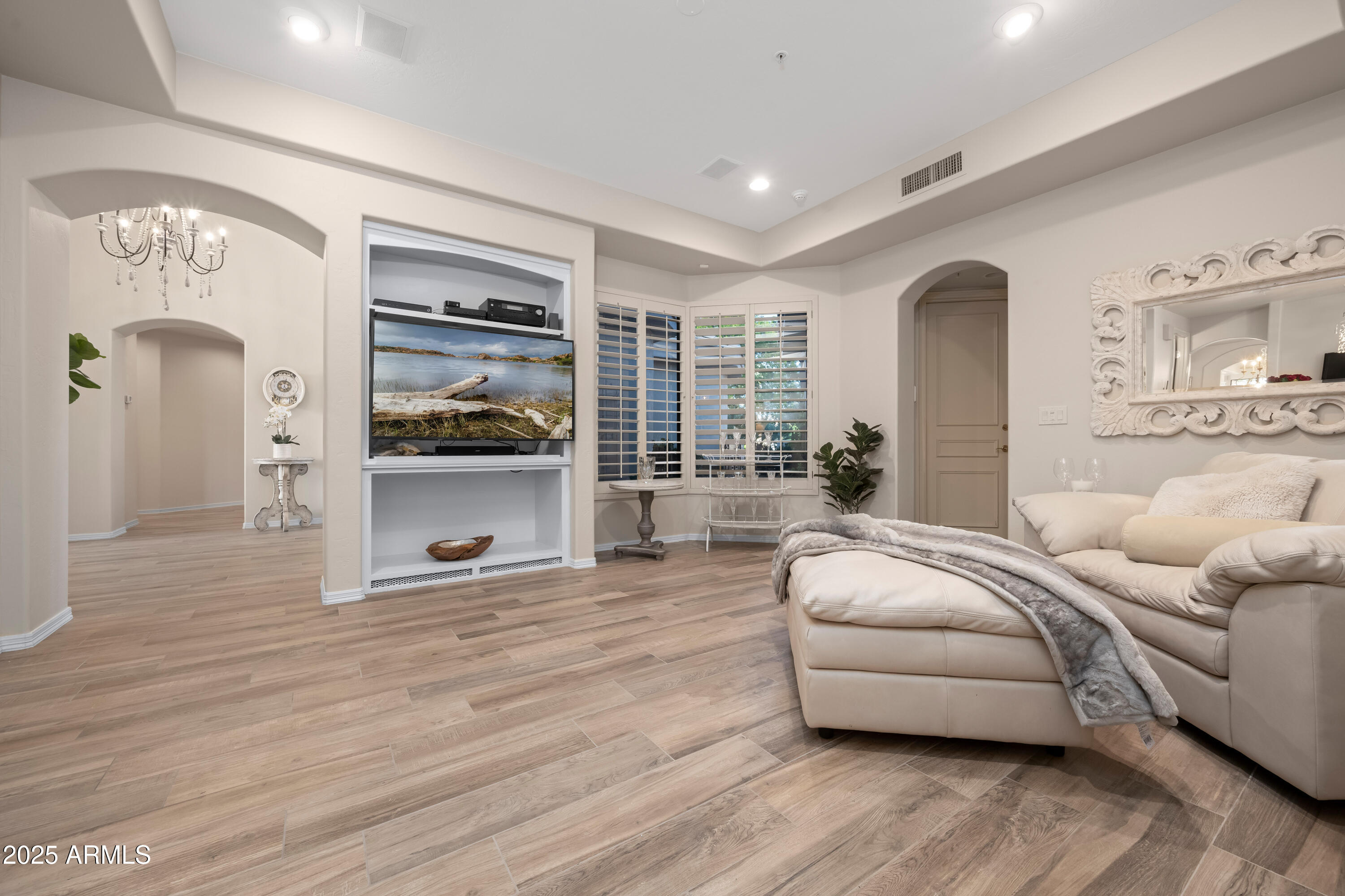 7425 East Gainey Ranch Road, Unit 13 Scottsdale, AZ 85258 - Photo 13 of 52 Built-in in Family Room